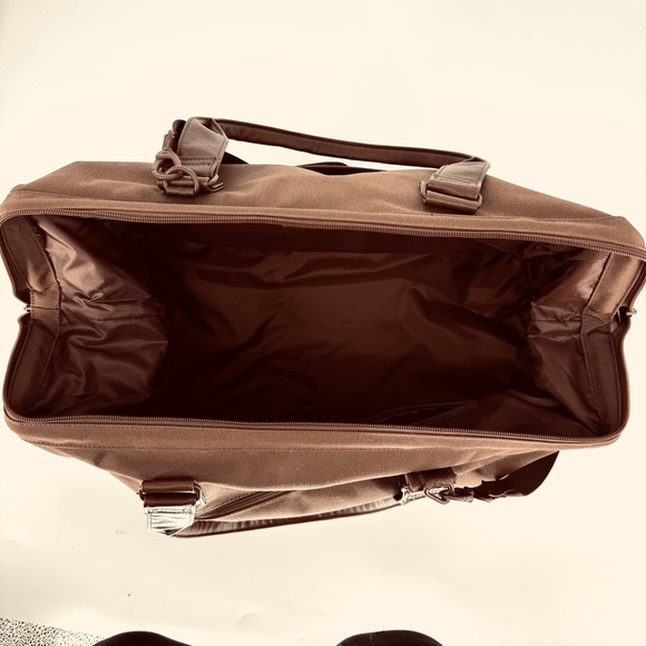 BÉIS The Weekender in Maple - Picture 13 of 13